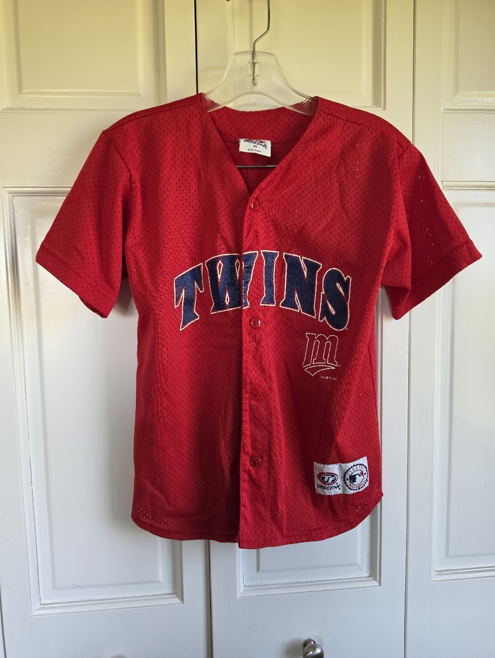 True Fan MLB Minnesota Twins Red Baseball Jersey Size M